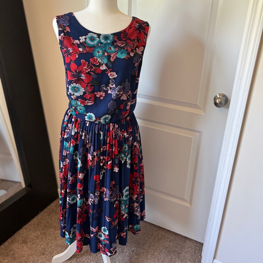 Adrianna Papell vintage inspired dress